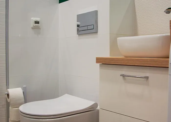 Daire Tercet, Sonata *